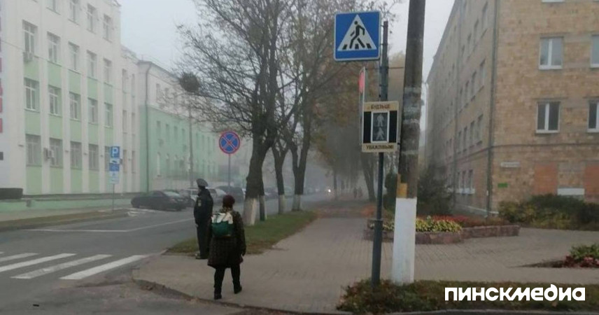 Водителям на заметку: светофор на Кирова в Пинске не работает до 22 октября
