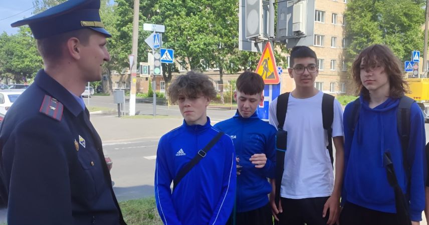 Правила безопасности, цифровая гигиена и ответственность: в Пинске проходит акция «ПОДРОСТОК»