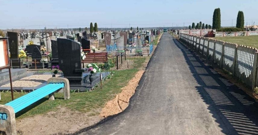 В Иваново заасфальтировали дорогу на кладбище после обращения в КГК