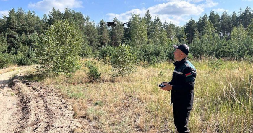 Воздушный патруль над Пинским районом:  сотрудники ГРОЧС и лесхоза вышли в масштабные рейды