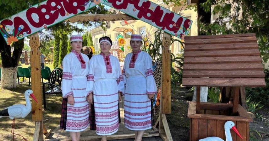 Яркие выходные в Пинском районе: День деревни отметили в Мерчицах, Доброславке и Дубновичах