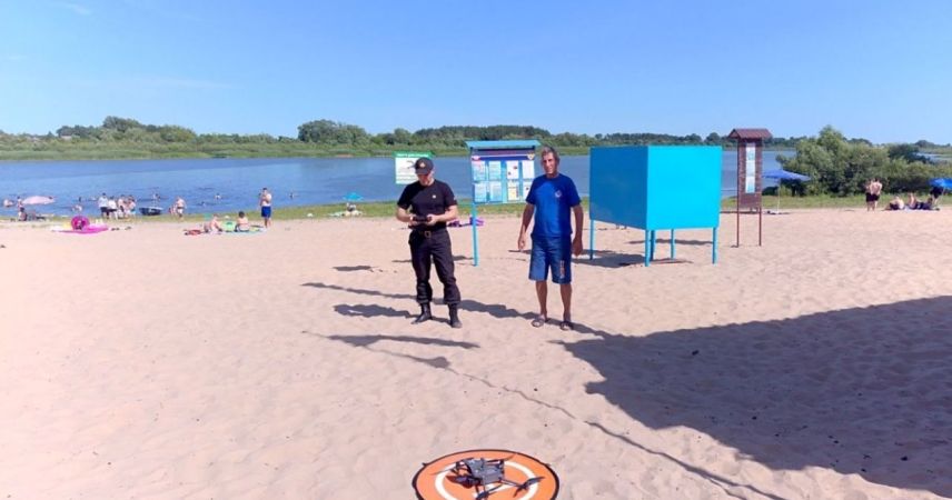 Дроны, камеры и штрафы: как Пинск и район борются за безопасность на воде в аномальную жару