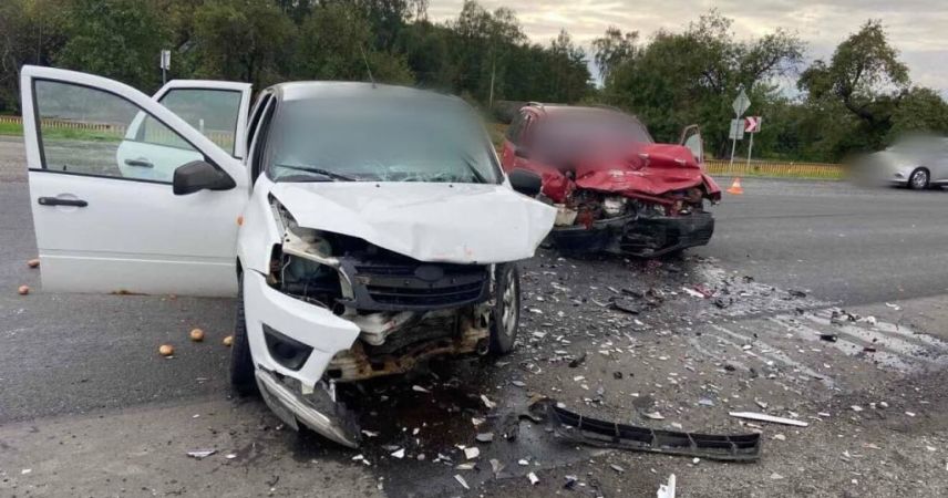 Под Столином пинчанин на Lada не пропустил Nissan: в ДТП пострадали три человека