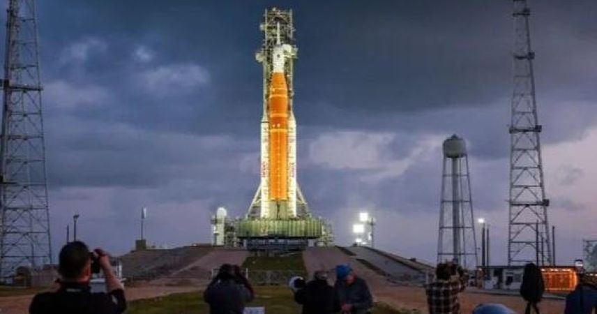 Старт под «Розовой Луной»: NASA отправит людей к спутнику Земли 2 апреля