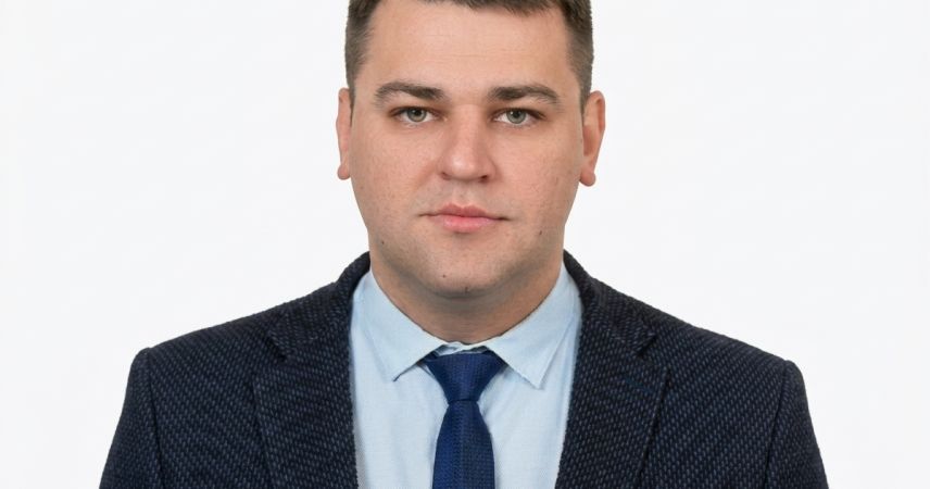 Из ЖКХ в райисполком: Владимир Крысь занял кресло нового зампреда на Пинщине