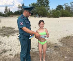 «Водный дозор» на страже: спасатели Пинска развернули масштабные патрули у водоемов