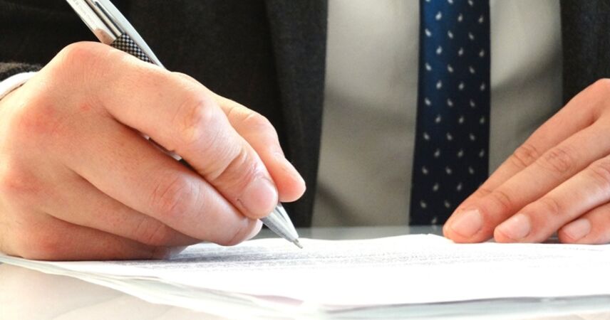 В День семьи, 15 мая, нотариусы Беларуси будут бесплатно консультировать многодетных матерей