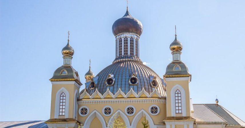 Воздвижение Креста Господня отмечают православные верующие 27 сентября