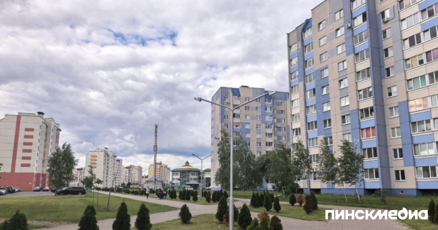 Цены на недвижимость в Пинске «качает»: квадратный метр подешевел до $656
