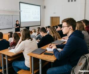 Инженеры, строители и IT: Министерство образования назвало самые популярные специальности года