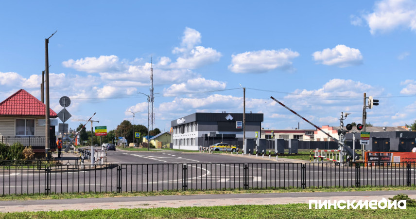 Железная дорога не прощает ошибок: в Пинском ГОВД напомнили правила безопасности