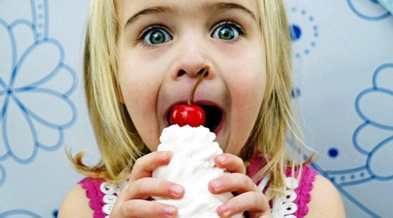 Белгоспищепром белорус съедает в среднем 23 килограмма сладостей за год