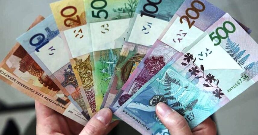 С 1 сентября в Беларуси вырастут пенсии и зарплаты бюджетников