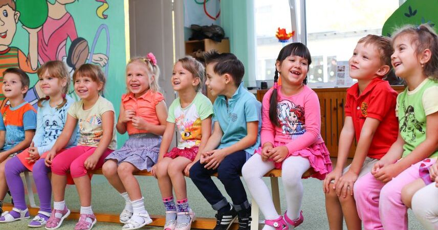 Утвержден новый профессиональный стандарт для дошкольного образования: что это значит на практике?