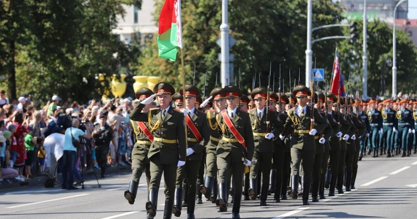 Президент поздравил спасателей с Днём пожарной службы
