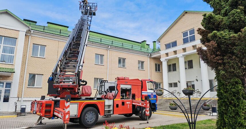Пожарная эвакуация в Пинске: в пансионате «Пина» прошли учения МЧС