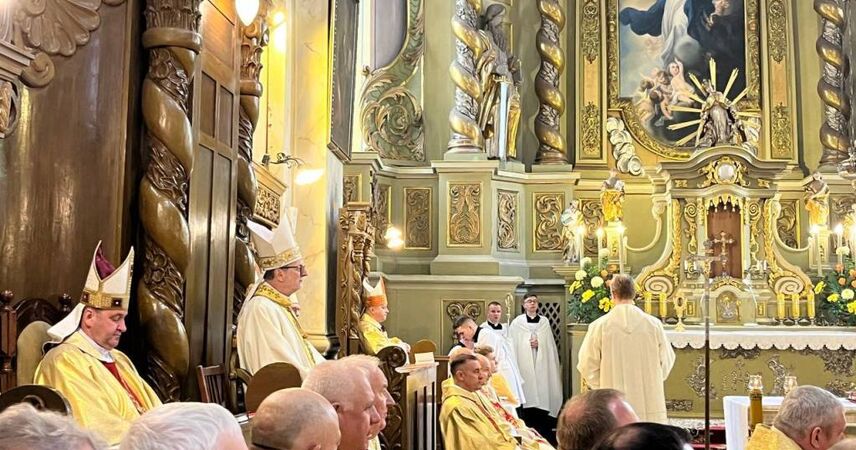 Пинская епархия Римско-католической Церкви отмечает 100-летие: торжества собрали верующих и гостей из Беларуси и Ватикана