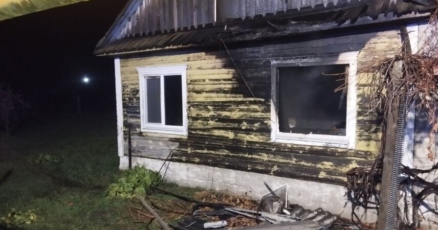 Пожар в Пинском районе: хозяин дома получил ожоги