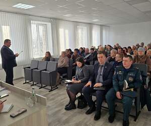 Песнь льда и пламени: в Пинском районе спасатели напомнили о правилах поведения на льду и пожарной безопасности