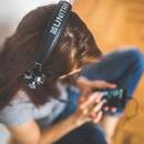 Чем опасна громкая музыка в наушниках: в Пинске 3 марта организуют горячие линии со специалистами здравоохранения