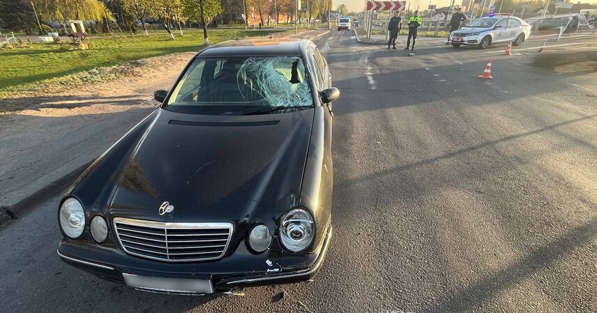 Трагедия на улице 60 лет Октября в Пинске: под колесами Mercedes погиб 13-летний подросток на электросамокате