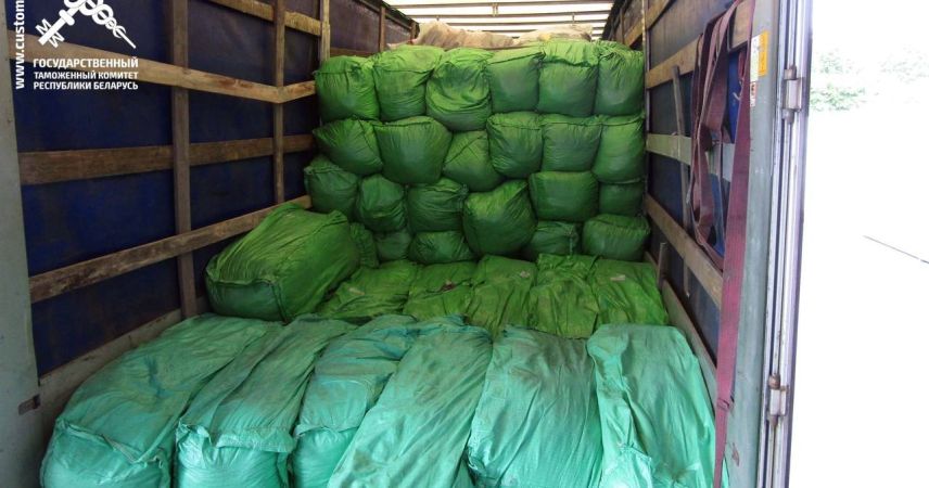 В Бресте две польские фуры попались на обмане таможни на 70 тысяч рублей