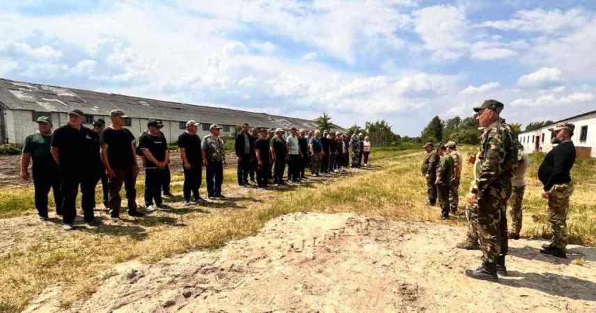 На Пинщине из-за наплыва желающих в народное ополчение отбирают по конкурсу