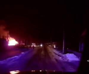 В Пинском районе сотрудники МЧС вынесли мужчину из горящего дома