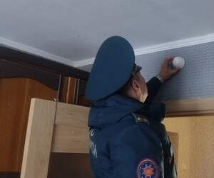 «Извещатель в каждый дом»: медики и спасатели Пинщины вышли в совместный рейд