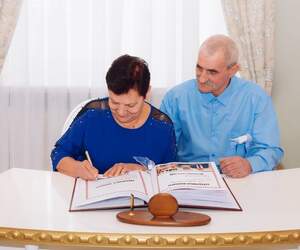 7 детей, 19 внуков и первая правнучка: супруги Кишкевич из Пинска отметили 45-летие семьи