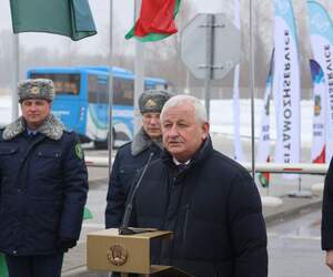 В пункте пропуска «Козловичи» торжественно открыли крупнейшую в Европе зону ожидания с системой электронной очереди