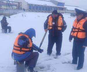 Зимняя рыбалка на Пинщине: спасатели провели рейды на льду