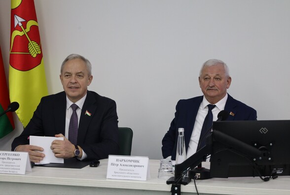 Развитие Полесья и диалог с активом: подробности рабочего визита Игоря Сергеенко и Петра Пархомчика в Пинск