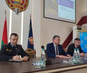 В Пинске прошла встреча начальника ГУБЭП Дмитрия Щедракова с личным составом ГОВД