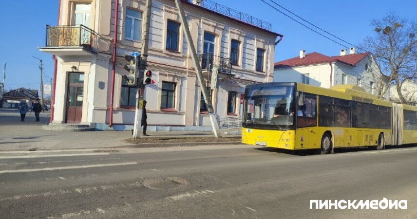 Обновлённое расписание автобусов № 5, 6 и 13, новые названия остановок: что изменилось с 1 апреля, рассказали в Пинском автопарке