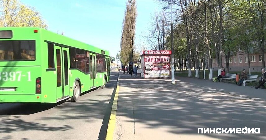 Перед Радуницей добраться до кладбищ станет проще: Пинский автопарк ввел ежедневные маршруты