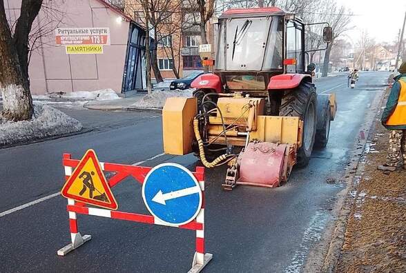 80% дорог Пинска требуют замены покрытия: директор ЖРЭУ рассказал о планах на 2026 год