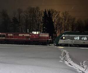 Ночь без отопления в мороз -10°C: поезд Пинск-Минск застрял под Дзержинском