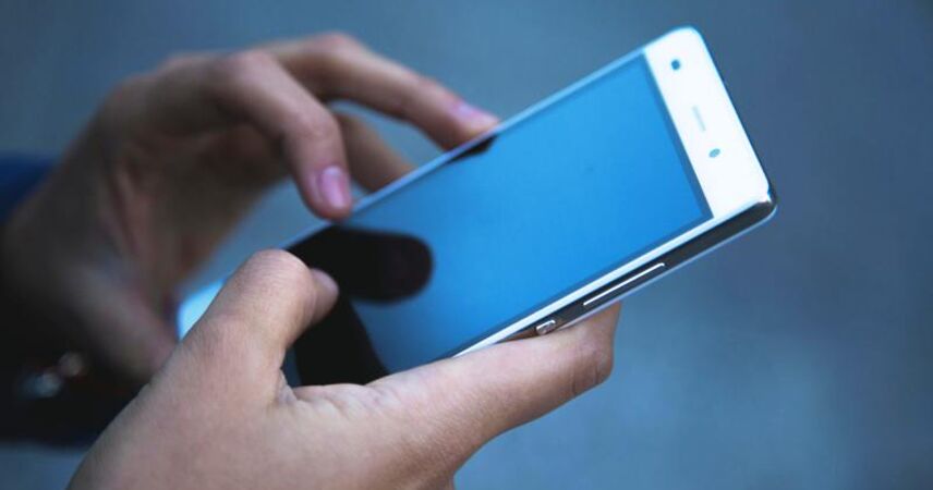 С 6 октября для белорусов в роуминге в РФ действуют ограничения на передачу данных и SMS