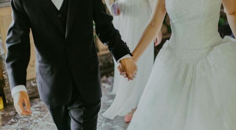 В каком возрасте белорусы впервые женятся, рассказали в Минтруда