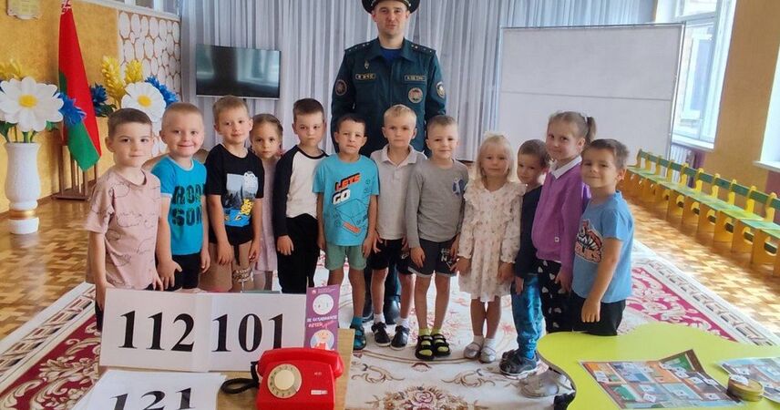 101 и 112 наизусть: в детсаду №39 Пинска прошёл день пожарной грамотности от МЧС