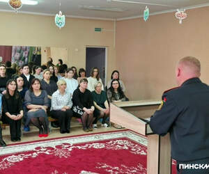 «Не все взрослые добрые»: родителям Пинщины обьяснили, где заканчивается детская безопасность