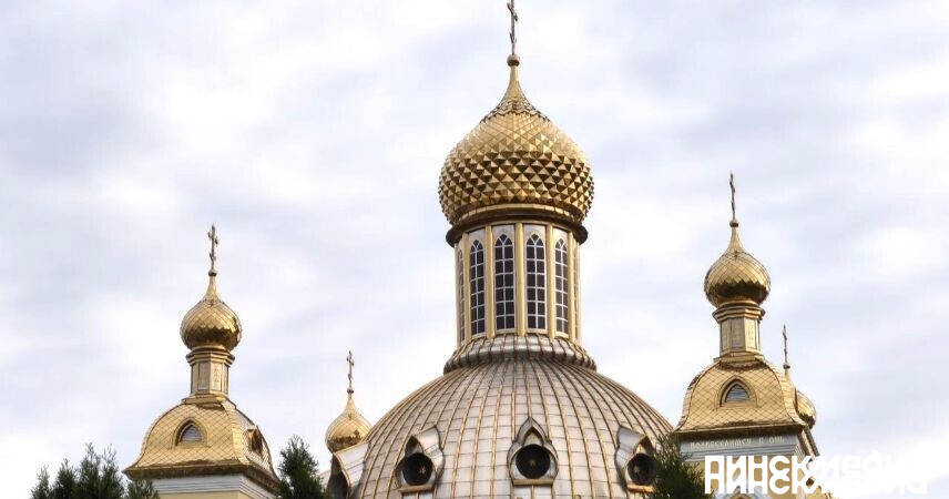 Расписание пасхальных богослужений и освящения пасох в православных храмах Пинска в 2026 году