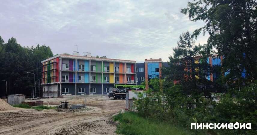В Пинском районе в ДРОЦ «Свитанак» завершают строительство нового корпуса на 150 мест