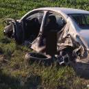 На трассе Р-6 под Пинском в лобовом столкновении BMW X5 и Volkswagen Passat погиб мужчина