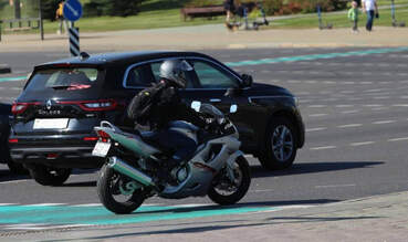 На дорогах Пинщины с 27 апреля – усиленные проверки мотоциклистов: ГАИ задействует «скрытый патруль»