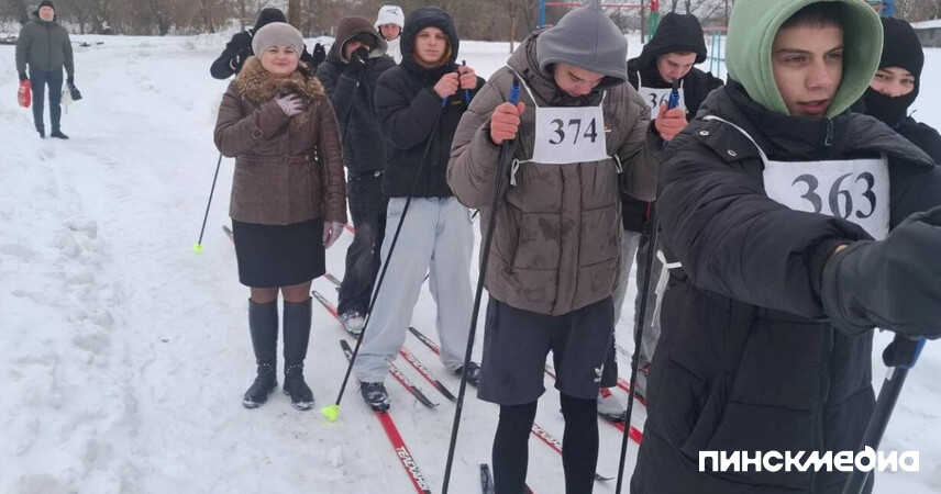 «Лыжня-2026»: в Жабчицах прошли лыжные гонки среди учащихся Пинского аграрного колледжа