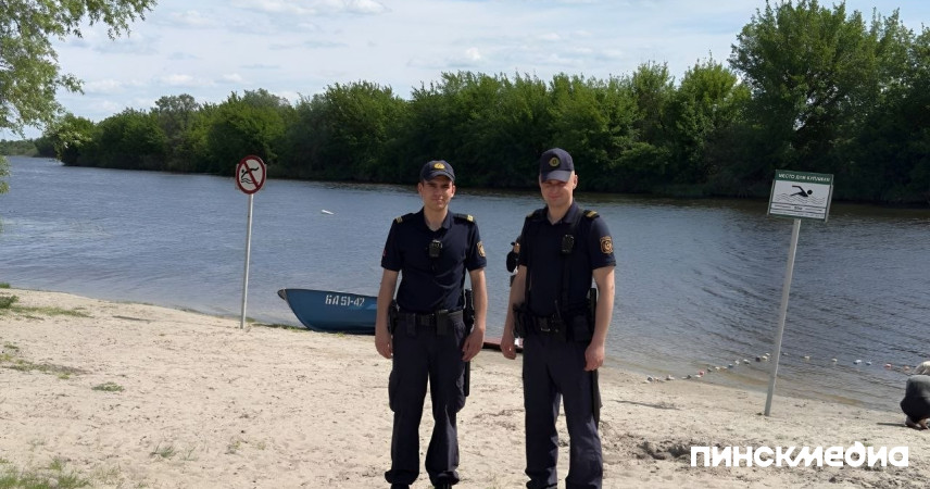 Дроны и водный патруль: как милиция и спасатели обеспечивают безопасный отдых пинчан на пляжах