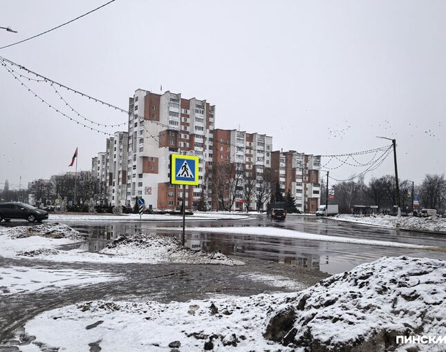 Названа самая аварийная улица в Пинске и «часы пик» по ДТП: в ГАИ подвели итоги 2025 года