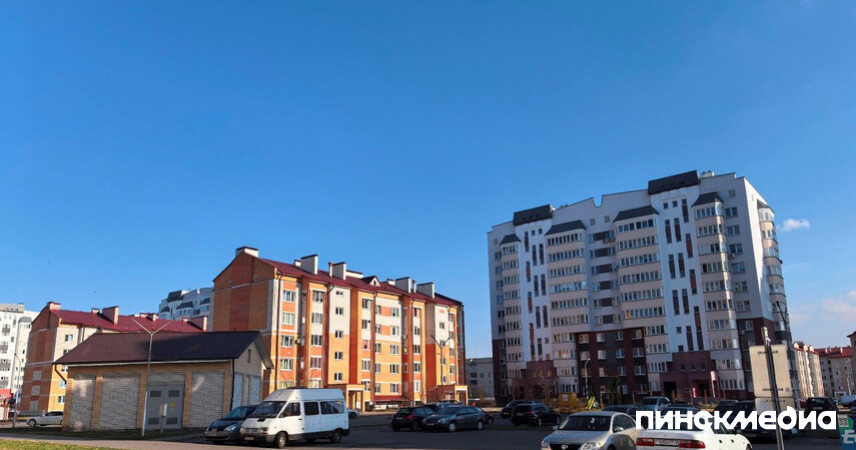 Пинский «квадрат» +8%, выгодные «трешки» и дома по цене столичных новостроек: обзор рынка жилья